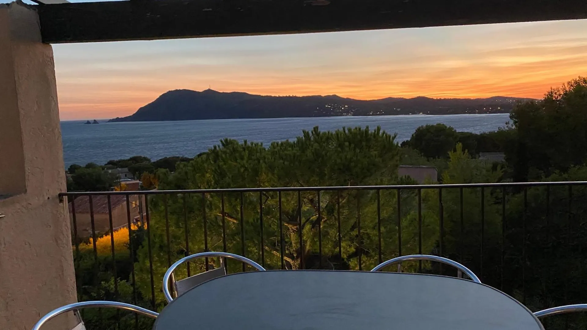 Les 2 Freres - Vue Mer Panoramique Solarium - Les Sablettes Saint-Mandrier-sur-Mer Apartment