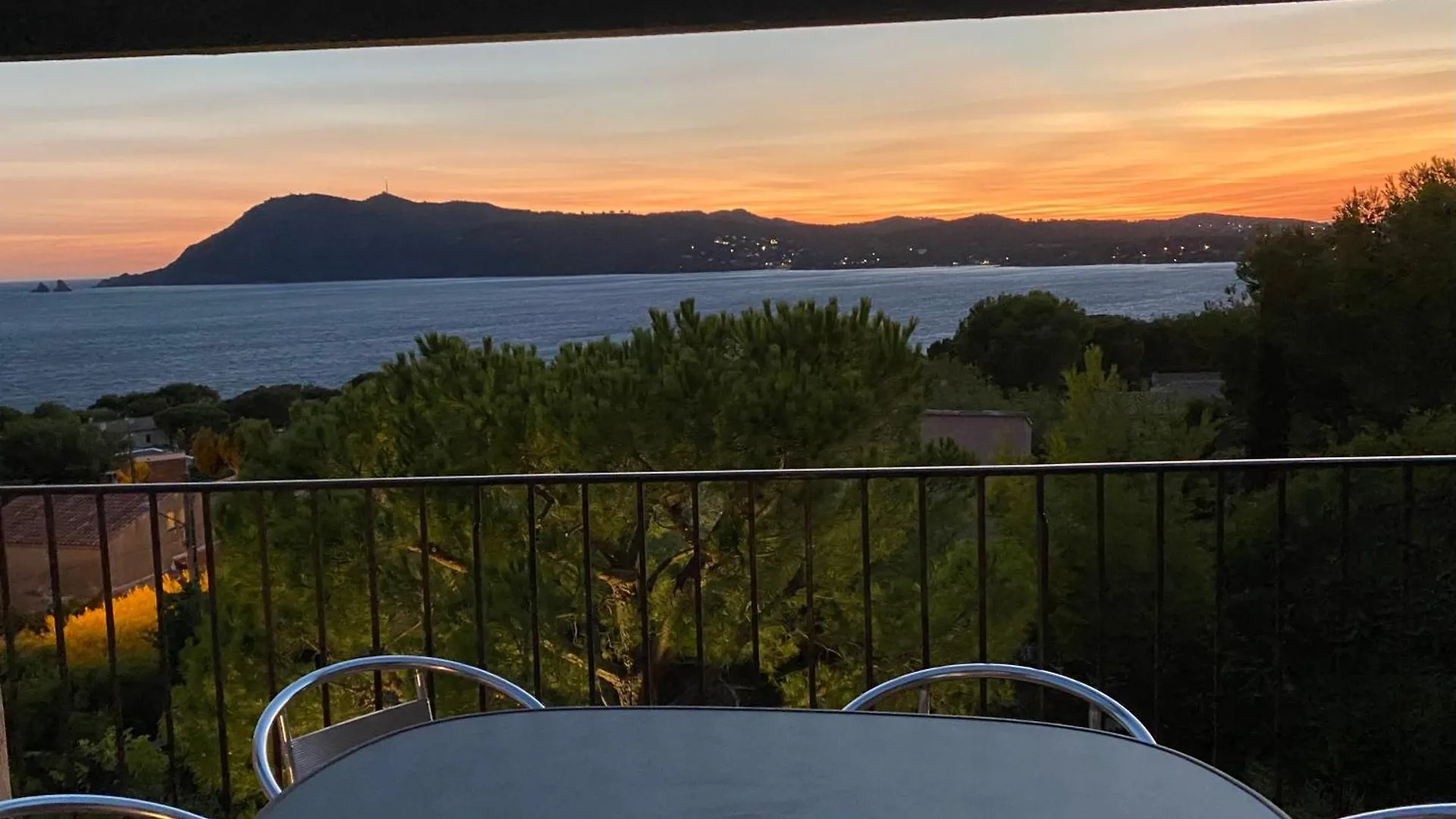 Les 2 Freres - Vue Mer Panoramique Solarium - Les Sablettes Saint-Mandrier-sur-Mer